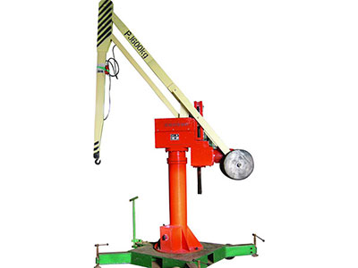 容器板、建筑結(jié)構(gòu)板與懸臂吊系列單梁起重機(jī)的協(xié)同應(yīng)用